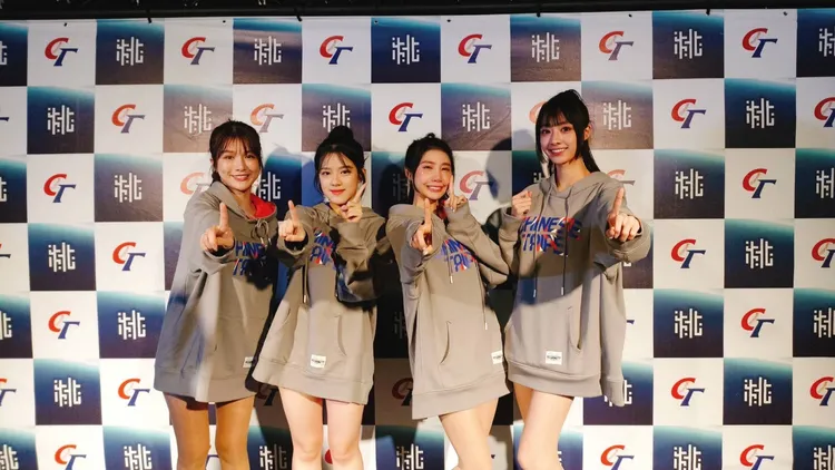 左起岱縈、芷軒、筠熹、嘎琳。樂天桃猿提供