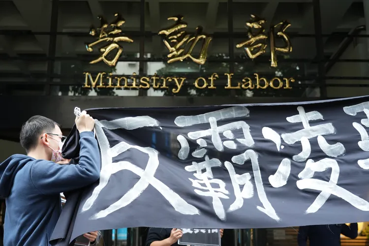 王婉諭表示，不是只有針對本起事件，包括勞動部的吃案危機，都應通盤整理。記者彭欣偉攝