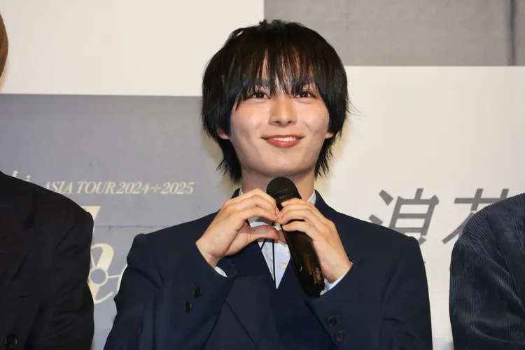 大西流星比出愛心。莊宗達攝