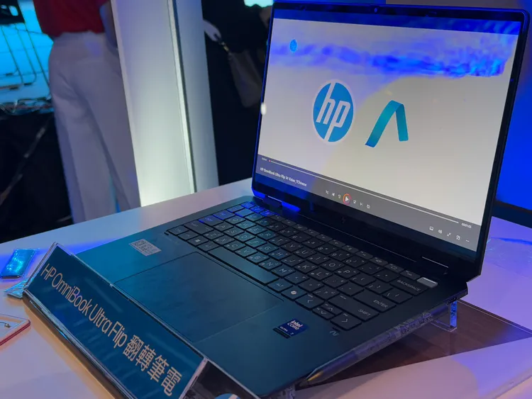 HP表示，屬於AI PC的款式將在筆電上面標示AI字樣。呂承哲攝