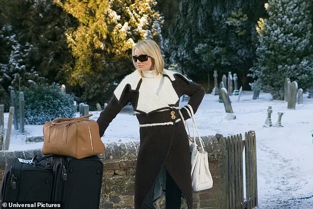 卡麥蓉透露花了一周穿著厚重名牌外套與毛衣、腳踩高跟鞋拍攝狂奔戲，結果後來只用了幾秒。