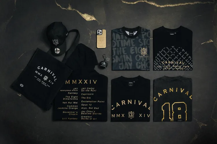 PHANTACi打造5款演唱會主題的服飾以及網球造型吊飾還有聯名手機殼。品牌提供