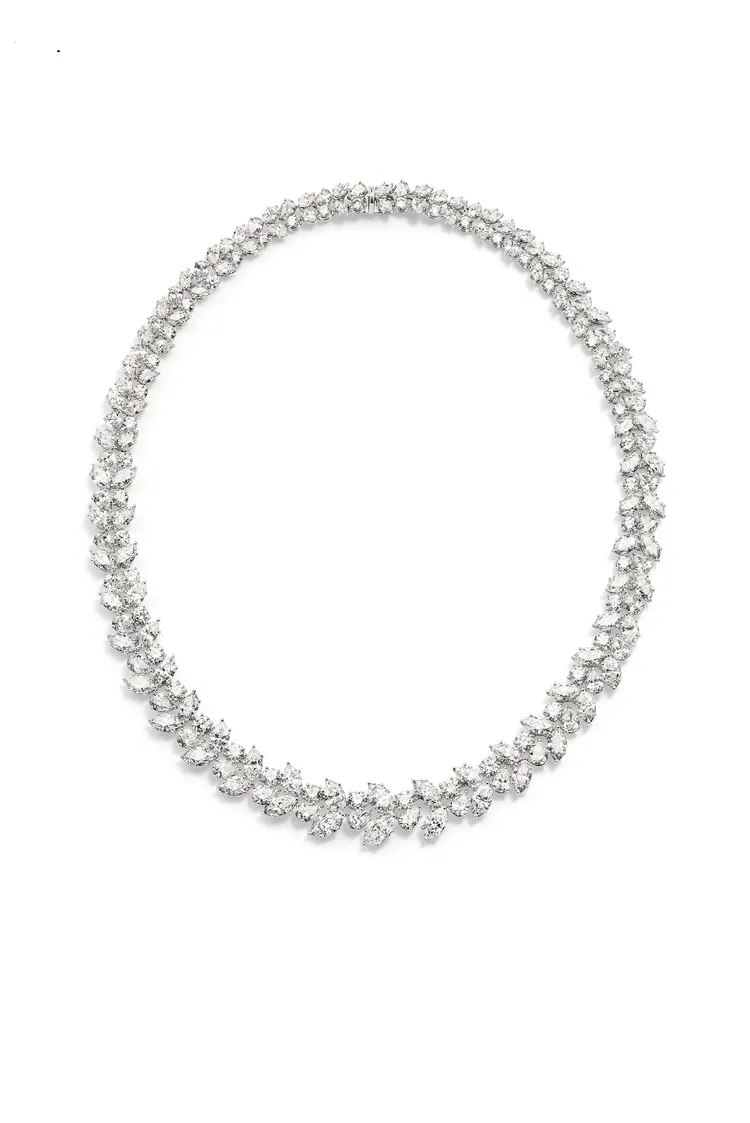海瑞溫斯頓Winston Cluster系列Wreath鑽石項鍊。	品牌提供
