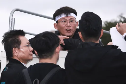黃國昌昔日反對罷免附身分證今卻同意!許智傑嗆:已被看破手腳