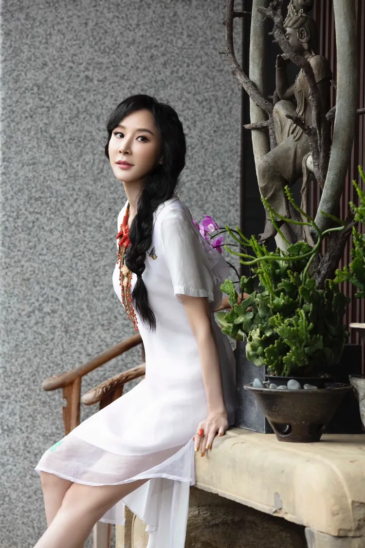 蕭薔體態如少女。珍世美學慈善基金會提供