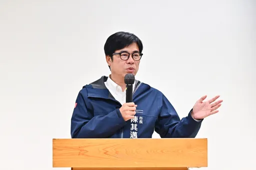 高雄市長最新民調出爐　陳其邁滿意度「出現2變化」