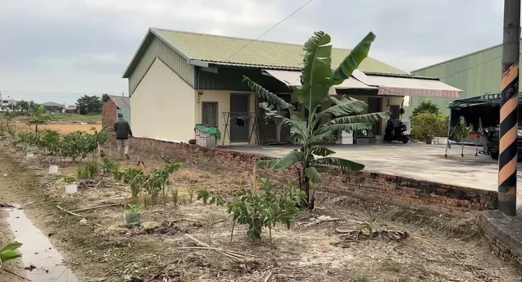 攤商住處及倉庫都看不出有外人入侵跡象，顯見竊賊早有預謀。民眾提供