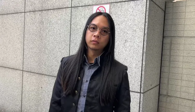 長髮哥今天出庭作證，指出事發時被洪嫌持刀砍傷臉部，並非拉扯造成。民眾提供