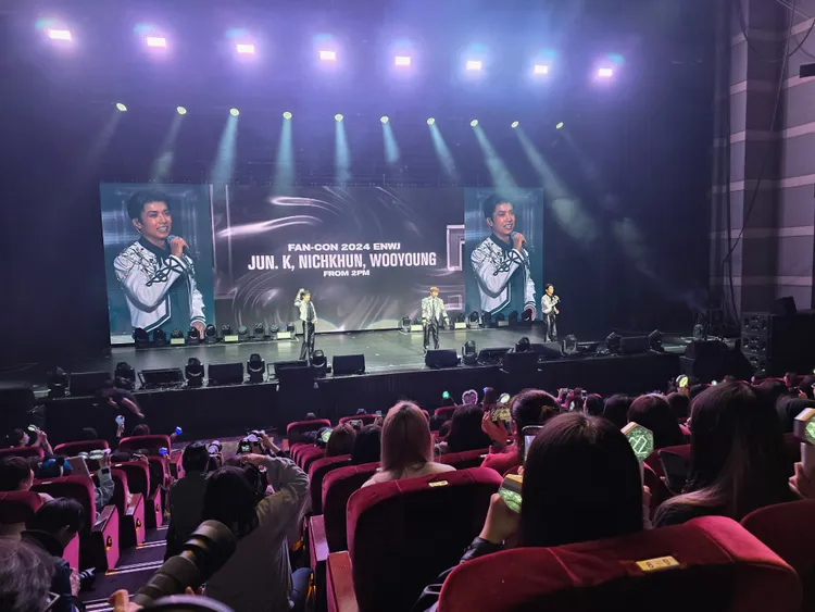 趁著他們在舞台休息訪談時，分別用1X、3X、5X與10X測試。圖為1X的表現。趙筱文攝影
