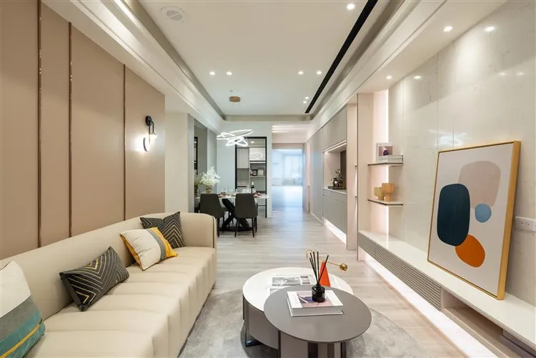 遠雄山禾42坪3房樣品屋現場拍攝。