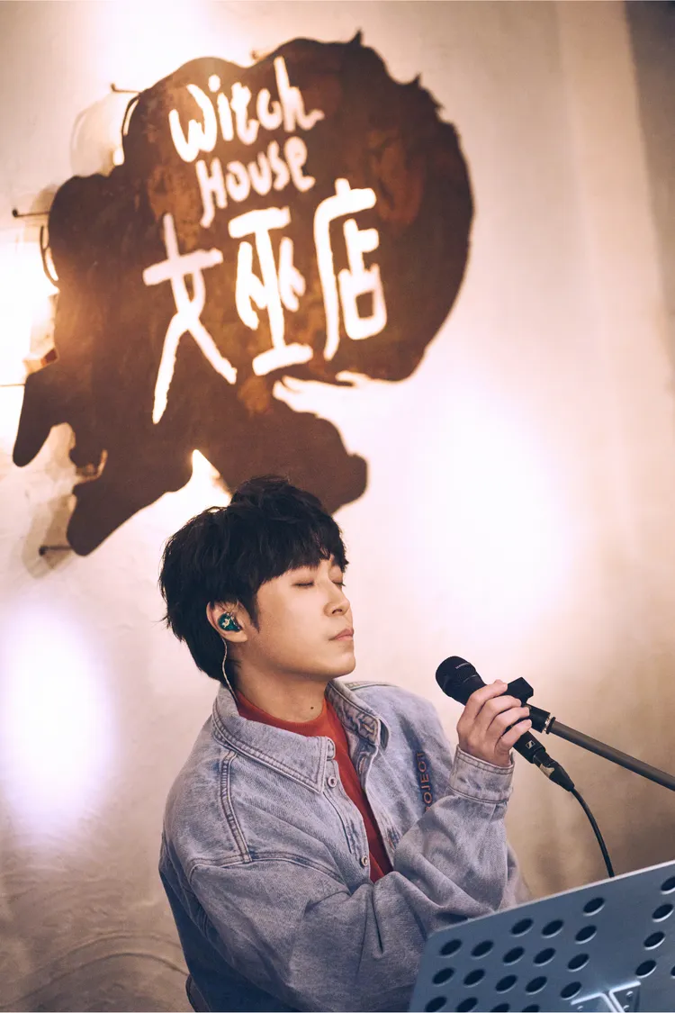 吳青峰開唱歌單成謎，選曲相互輝映有巧思。圖／緒風提供