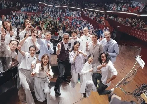 羅大佑也被小粉紅鬧場！深圳演唱政治狂粉高喊「台灣是中國的」　她下場曝光了！