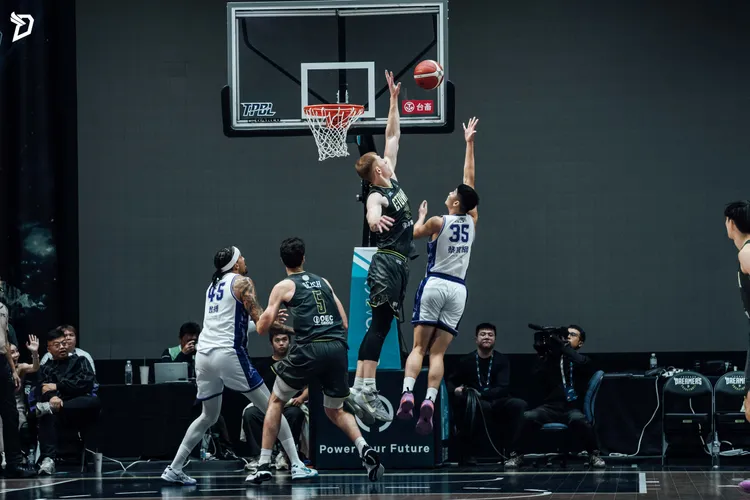 夢想家主場6連勝，總教練皮爾曼希望明年可以全員登錄上場。夢想家提供