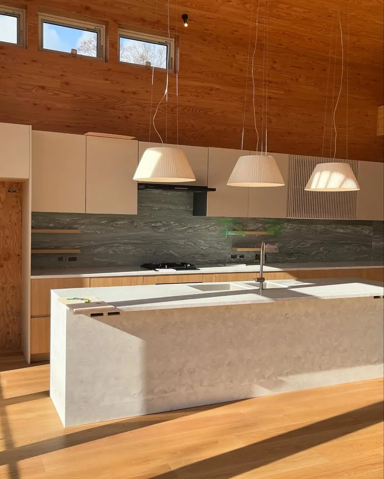 關之琳所設計的千鶴別墅內裝。翻攝關之琳IG