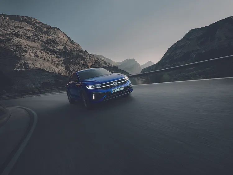 T-Roc R最大馬力達300ps，能在4.9秒內完成0-100公里/小時加速。原廠照片