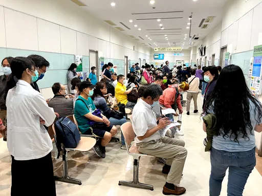 醫院麻疹群聚擴大12人確診 再增7名醫護和陪病者