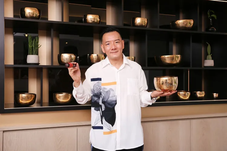 田定豐坦承：「我是受到吳淡如、陳文茜和潘越雲這三位奇女子的啟發。」唱戲世界娛樂提供