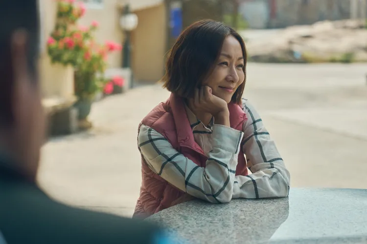 鄭家榆飾演海風里可愛溫柔的里長婆。大川大立提供