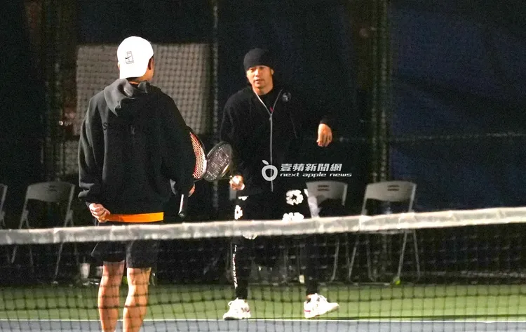 周杰倫演唱會結束隔天立刻現身網球場。特勤中心攝