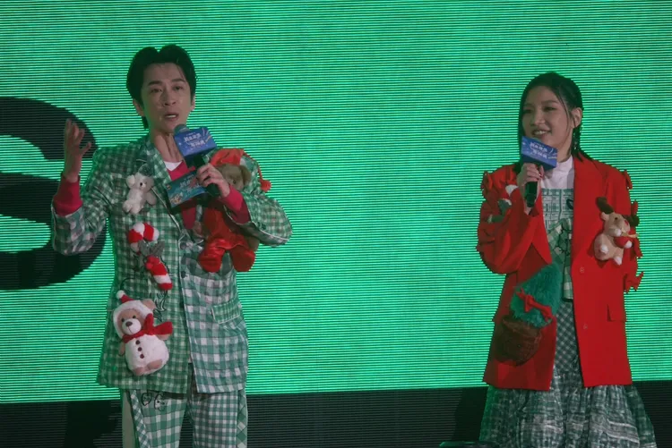 陳漢典及Sandra擔任主持人。江孟謙攝