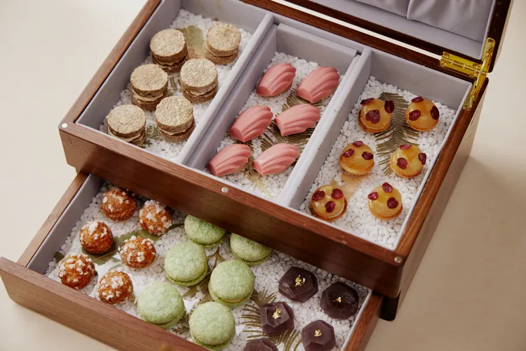 PETIT FOUR。業者提供