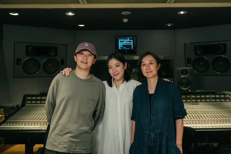 阿舍（左起）、Sandra和黃韻玲3人聯手，為《Make A Wish》增色不少。小公視提供