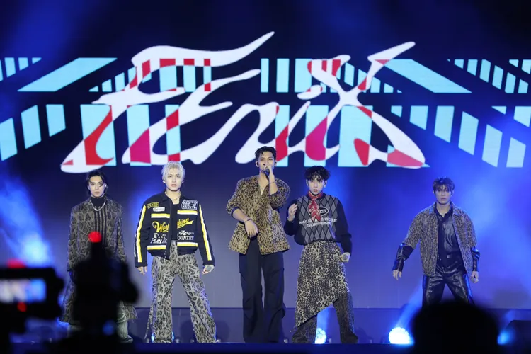 選秀節目出道的FEniX勁歌熱舞。南市府提供