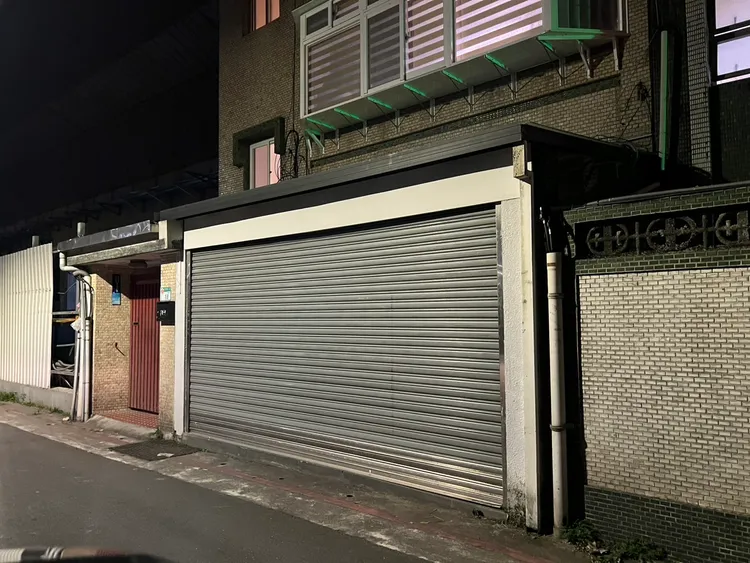 劉家昌與第一任妻子江青所生的大兒子經營的咖啡廳，於昨（2日）晚間無預警「結束營業」。特勤中心攝