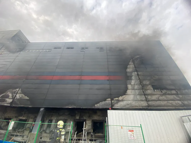 專家指出，「光線不足」、「視線遮蔽」是造成空間迷失的主因，在興建中工地尤其容易發生。民眾提供