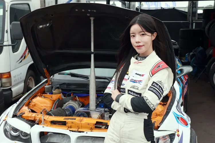 韓國美女車手朴施炫。大會提供