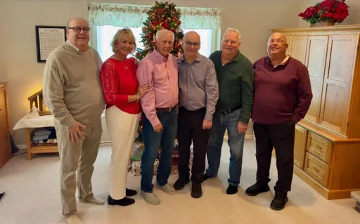 一口氣多了55個親人　75歲老翁開心喊「聖誕奇蹟」