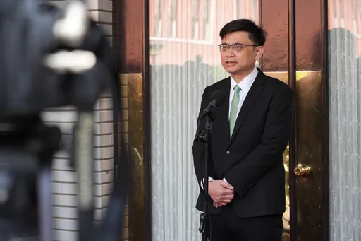 民進黨團被控煽動戒嚴!賴瑞隆:小編發文要調整SOP
