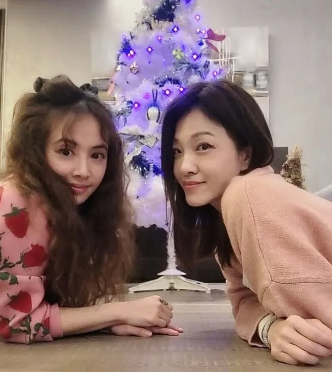 蔡依林與姊姊蔡旻紋。翻攝蔡旻紋IG