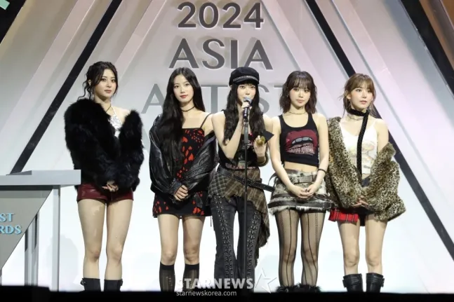 LE SSERAFIM獲得年度表演肯定。翻攝STARNEWS