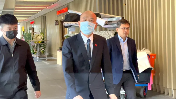 立法院長韓國瑜抵達追思會場。特勤中心攝