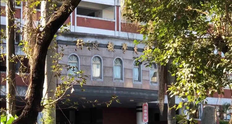 被指控的南英商工女籃隊劉姓女教練，已經遭到校方解聘，並終身不得擔任相關職務。民眾提供