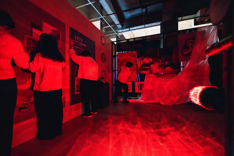 《流經歲月》以導覽式戲劇方式，引導市民朋友來探索台灣勞動歷史上重要的時刻。勞博館提供