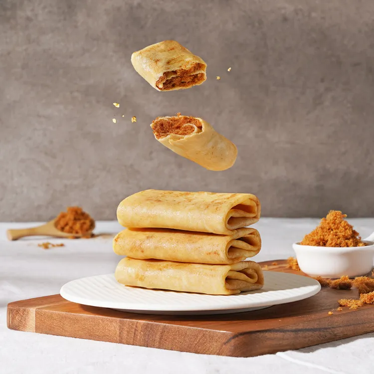 法式經典午茶可麗餅化身「更kńg法國食材可麗捲」迎新年主推3口味，「黃金18兩後腿肉鬆」以擁有黃金18兩美譽的豬後腿肉為原料，再以拉撥、烘炒工序製成細緻綿密肉鬆，製成過程中僅使用豬肉、醬油，食材天然零添加，每一口都品嚐得到絲絲肉香及純粹傳統鹹甜香。業者提供