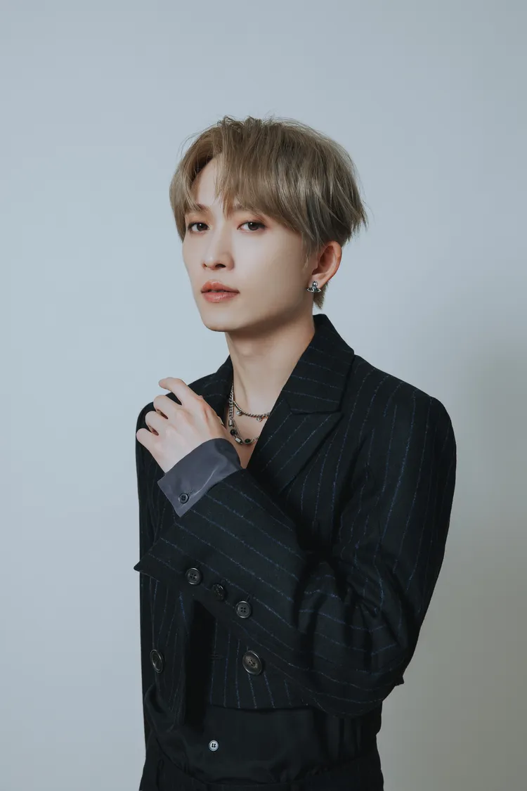 邱鋒澤台中麗寶開唱。三立提供