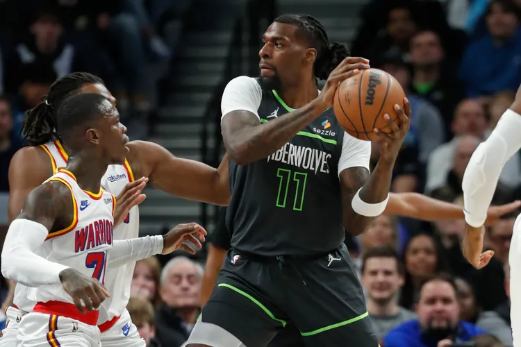 施羅德(前左)。美聯社