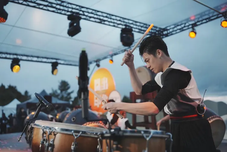 嘉義縣新年迎曙光音樂會2024年日出印象演出。資照 縣府提供