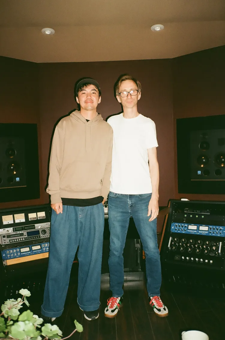 Everydaze（左）新專輯母帶後製與Ruairi O’flaherty合作。圖／索尼音樂提供