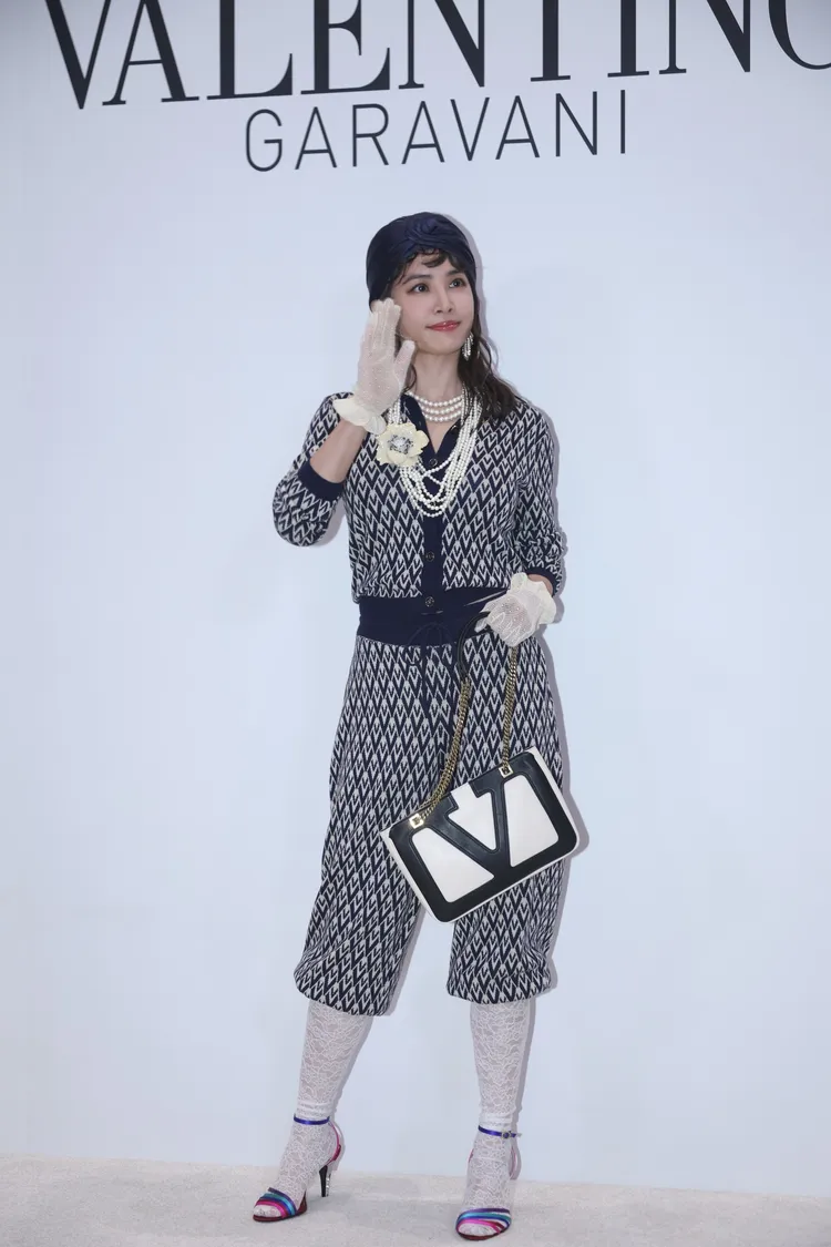 蔡依林今日配搭Valentino Garavani Viva Superstar包。彭欣偉攝