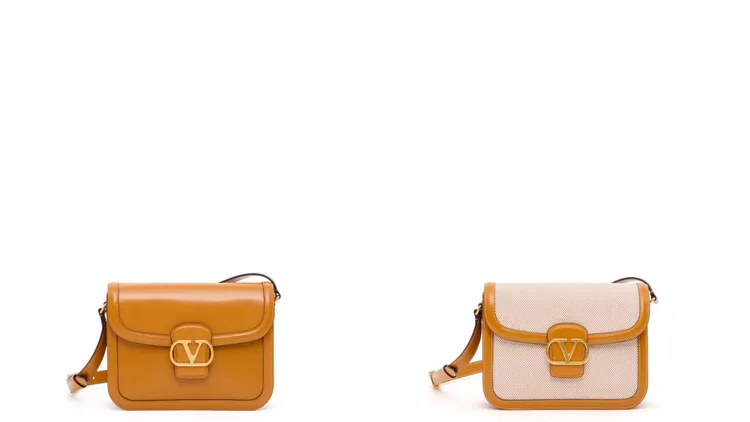 Valentino Garavani 9to5 bag，小牛皮款（左）13萬、帆布款（右）12萬6000元。品牌提供
