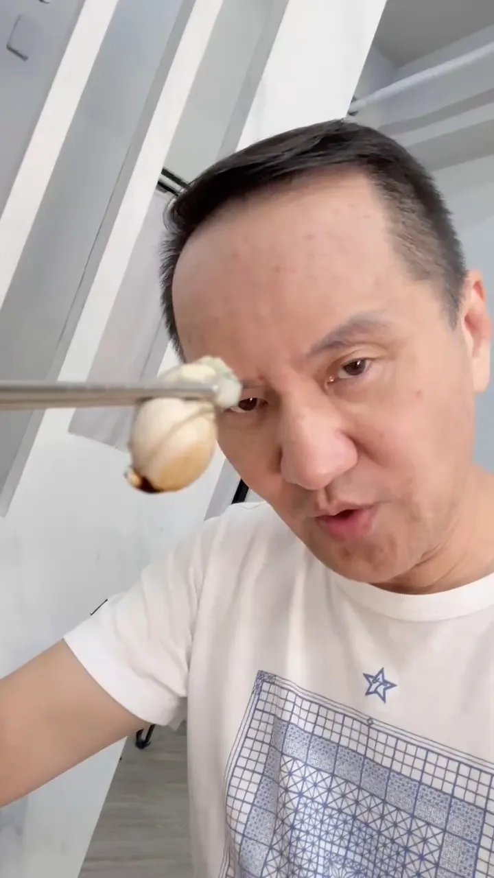 你看看多麼肥美的鮮蚵~~(小編流口水)。