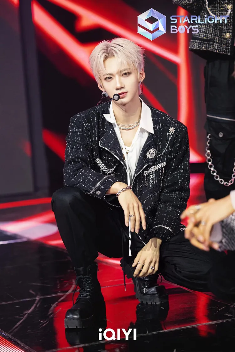 台灣男孩翟浚安拿下第7名，哽咽感謝媽媽。愛奇藝國際站提供