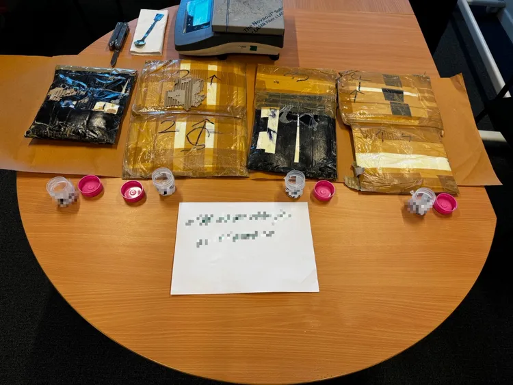 比利時海關查獲毒品。警方提供