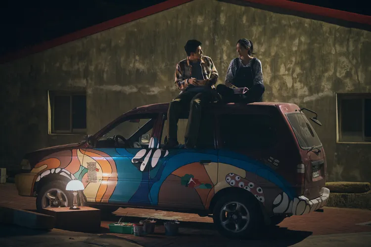 蔡思韵和林柏叡不約而同對這場車頂戲印象深刻，將在之後集數登場。大川大立提供