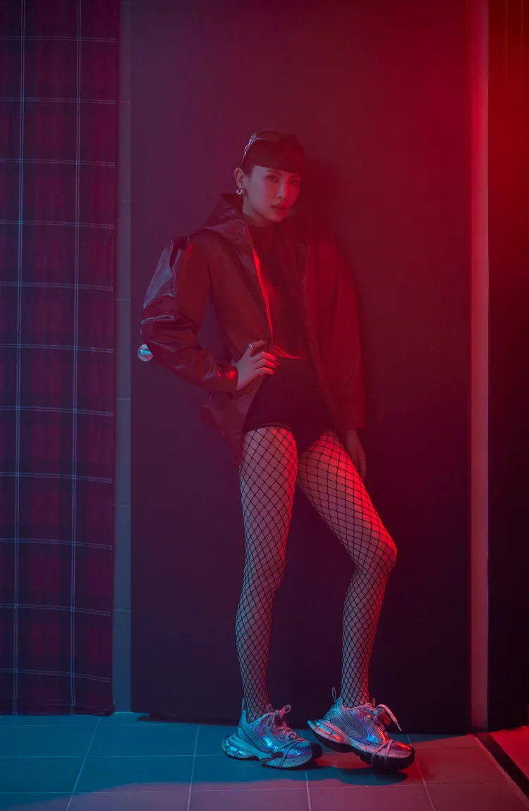 魏如萱展露性感一面。好多音樂提供