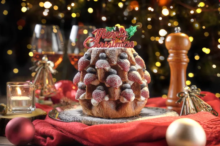 「潘多酪聖誕黃金麵包 Pandoro」是聖誕大餐中不可或缺的經典甜點。業者提供